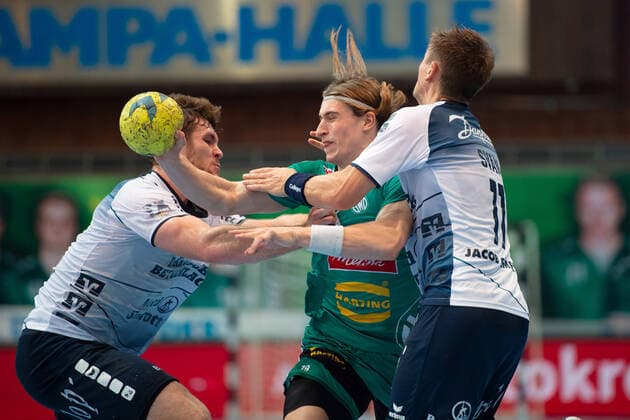 Minden, Germany 13 10 2019 1 Handball Bundesliga 2019 2020 GWD Minden vs SG Flensburg Handewitt L R Johannes Golla Flensburg , Juri Knorr Minden Minden Nordrhein Westfalen Germany Kampa Halle