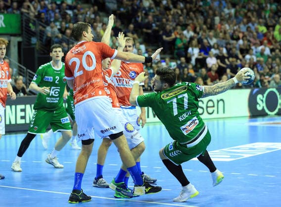 GER, DHB, 1 HBL, FUECHSE BERLIN VS Bergischer HC 13 10 2019, Max Schmeling Halle, Berlin, GER, DHB, 1 HBL, FUECHSE BERLIN VS Bergischer HC, DHB regulations prohibit any use of photographs as image sequences and or quasi video in picture Johan Koch Fuechse Berlin 77 , Csaba Szuecs Bergischer HC 20 , Max Darj Bergischer HC 5 nordphotox xEngler nph00076