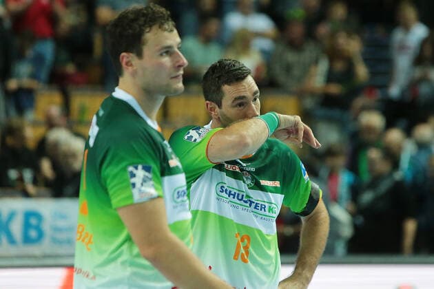 13 10 2019, xovx, Handball HBL, HSG Wetzlar MT Melsungen emspor, v l Nils Torbruegge HSG Wetzlar , Filip Mirkulovski HSG Wetzlar disappointed, looking disappointed, dissapointed after defeat against Melsungen, Freisteller DFL DFB REGULATIONS PROHIBIT ANY USE OF PHOTOGRAPHS as IMAGE SEQUENCES and or QUASI VIDEO Wetzlar
