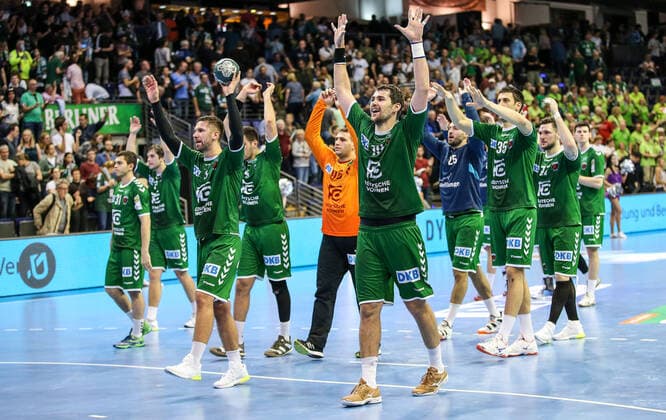 13 10 2019, Handball, 1 Bundesliga, 9 Spieltag, Foxes Berlin Bergischer HC, Max Schmeling Hall Foxes Berlin cheer Handball 1 Bundesliga Foxes Berlin Bergischer HC