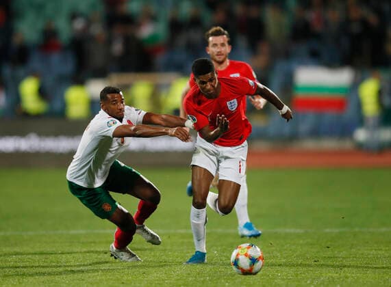Marcus Rashford of England surges forward past Georgi Pashov of Bulgaria during the UEFA EURO, EM, Europameisterschaft,Fussball 2020 Qualifying match at the Vasil Levski National Stadium, Sofia. Picture date: 14th October 2019. Picture credit should read: David Klein Sportimage EDITORIAL USE ONLY. No use with unauthorised audio, video, data, fixture lists, club league logos or live services. Online in-match use limited to 120 images, no video emulation. No use in betting, games or single club league player publications. SPI-0253-0126