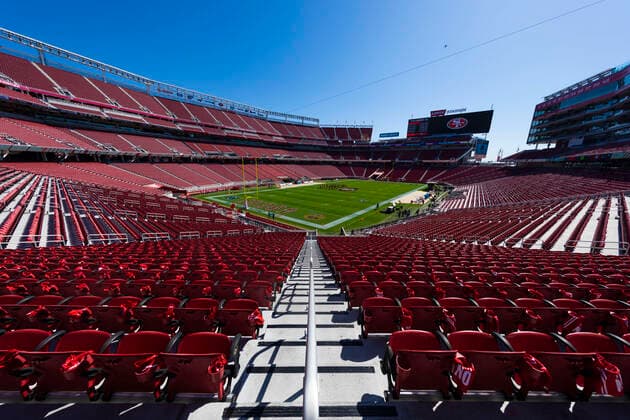 SANTA CLARA, CA - OCTOBER 07: General view of the interior of LeviÕs Stadium from an elevated level during the NFL, American Football Herren, USA regular season football game between the Cleveland Browns and the San Francisco 49ers on Monday, Oct. 7, 2019 at Levi s Stadium in Santa Clara, Calif. (Photo by Ric Tapia Icon Sportswire) NFL: OCT 07 Browns at 49ers Icon269191007159