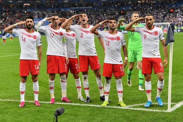 Bilder des Jahres 2019, Sport 10 Oktober Sport Themen der Woche KW42 FRANCE TURKEY EURO 2020 Team Turkey celebrates equalization during the France-Turkey match, on October 14, 2019, at the Stade de France for the qualifications of Euro 2020.  JulienxMattiax xLexPictorium LePictorium0216573  imagoximages LexPictorium imago images 94117359