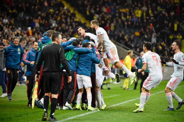 Spanish players celebrate after the Euro 2020 Group F qualification soccer match between Sweden and Spain at Friends Arena in Solna, Stockholm, Sweden, on Oct 15, 2019 STOCKHOLM SWEDEN SOCCER x10070x,  Copyright: xJessicaxGow TTx SWEDEN SOCCER UEFA EURO 2020 QUALIFICATION SWE-ESP