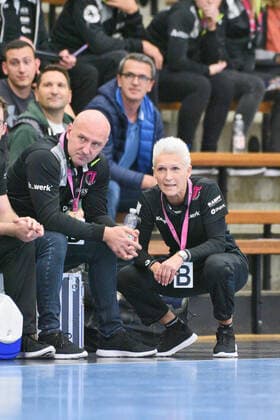 Edina Rott TusSies Metzingen Trainer and Frenc Rott TusSies Metzingen Managing Director TusSies Metzingen, Handball, HBF, Ligaspiel, 16 10 2019, Photo TBaur Eibner FrischAuf Goeppingen vs. TusSies Metzingen Goeppingen Copyright: xEIBNER TobiasxBaurx EP_TBR