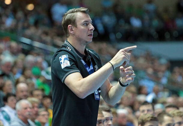 17 10 2019, xovx, Handball HBL, HSG Wetzlar THW Kiel emspor, Trainer Filip Jicha THW Kiel , Freisteller DFL DFB REGULATIONS PROHIBIT ANY USE OF PHOTOGRAPHS as IMAGE SEQUENCES and or QUASI VIDEO Wetzlar