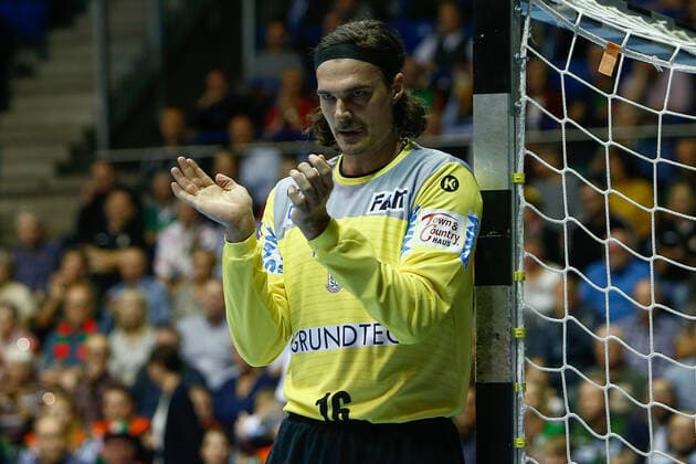 17 10 2019, xtgx, Handball Liqui Moly HBL, SC Magdeburg TVB Stuttgart emspor, v l Jannick Green Krejberg Magdeburg, 16 Jubelt over held ball, defended, held, goalkeeper GETEC Arena