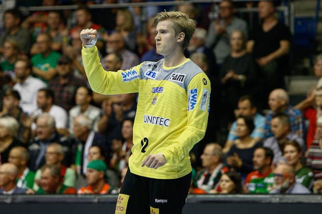 17 10 2019, xtgx, Handball Liqui Moly HBL, SC Magdeburg TVB Stuttgart emspor, v l Tobias Thulin Magdeburg, 12 Cheers for ball held, defended, held, goalkeeper GETEC Arena