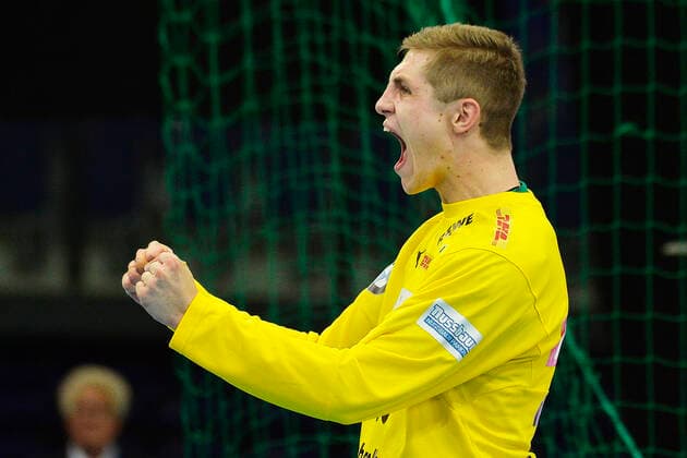 LIQUI MOLY Handball Bundesliga 2019 2020, 10 game day, SC DHfK Leipzig vs. TBV Lemgo Lippe 17 10 2019 Joel Birlehm Tormann DHfK Leipzig, back number 35 cheers a parade in the Handball Bundesliga game Leipzig vs. TBV Lemgo Lippe 17 10 2019 Leipzig Sachsen Deutschland Arena Leipzig