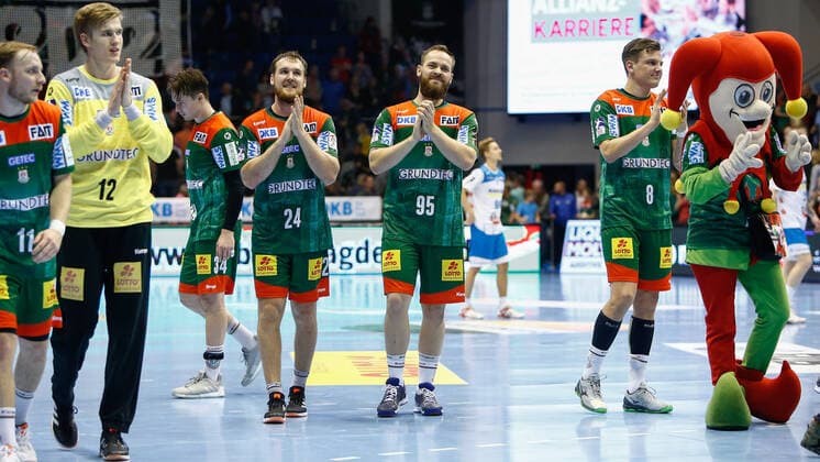 17 10 2019, xtgx, Handball Liqui Moly HBL, SC Magdeburg TVB Stuttgart emspor, v l Magdeburg around Moritz Preuss Magdeburg, 95 Jubel über den Sieg, Jubel nach Spielende GETEC Arena
