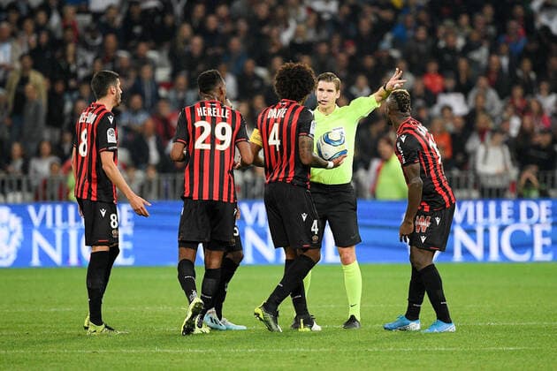 FRANCOIS LETEXIER (ARBITRE) FOOTBALL : Nice vs Paris SG - Ligue 1 Conforama - 18 10 2019 FEP Panoramic 