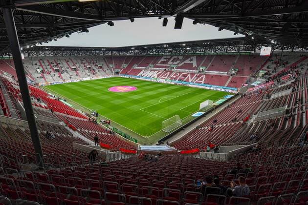 Fußball, Stadiongeschichte FC Augsburg SOCCER - 1.DFL, Augsburg vs Bayern AUGSBURG,GERMANY,19.OCT.19 - SOCCER - 1. DFL, 1. Deutsche Bundesliga, FC Augsburg vs FC Bayern Muenchen. Image shows the WWK Arena Augsburg. GEPAxpictures xUlrichxGamel