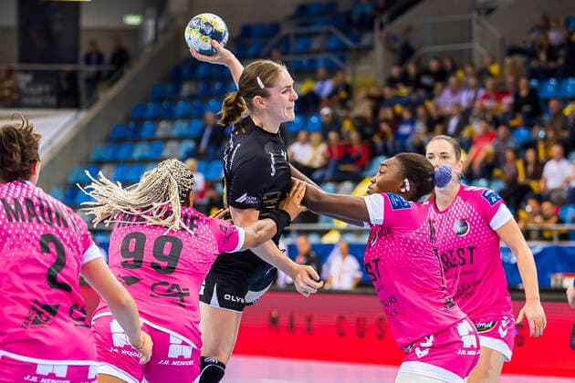 Ludwigsburg, Germany 19 October 2019 CL 19 20 SG BBM Bietigheim vs Brest Bretagne Handball v left in duel Marta Mangue Gonzalez Brest Bretagne , Laura van der Heijden Bietigheim , Kalidiatou Niakate Brest Bretagne Bietigheim Bissingen Egetrans Arena Baden Württemberg Germany