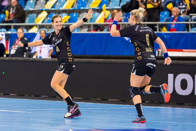 Ludwigsburg, Germany 19 October 2019 CL 19 20 SG BBM Bietigheim vs Brest Bretagne Handball vs Karolina Kudlacz Gloc Bietigheim , Maren Nyland Aardahl Bietigheim , Jubel Freude Emotion Bietigheim Bissingen Egetrans Arena Baden Württemberg Germany