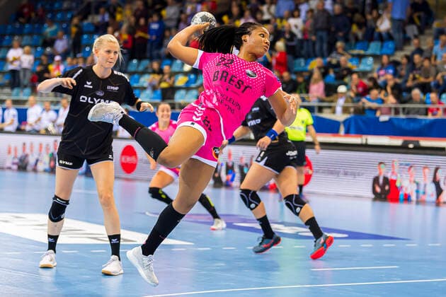 Ludwigsburg, Germany 19 October 2019 CL 19 20 SG BBM Bietigheim vs Brest Bretagne Handball Pauletta Foppa Brest Bretagne Bietigheim Bissingen Egetrans Arena Baden Württemberg Germany