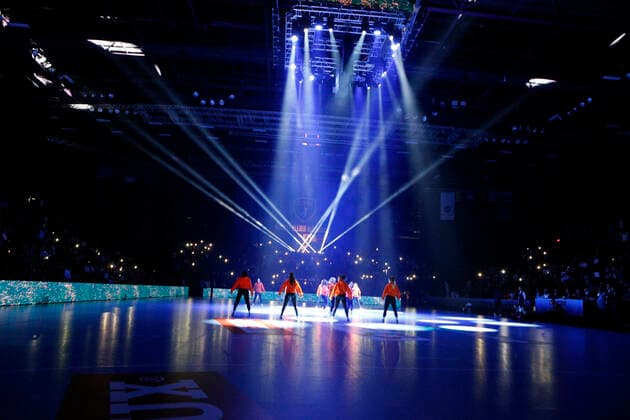 Handball, CL, Montpellier HB - THW Kiel SHOW ARENA HANDBALL : Montpellier vs Kiel - Ligue des Champions - 19 10 2019 GuillaumeBresson Panoramic 