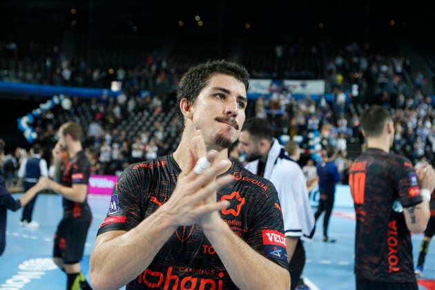 Handball, CL, Montpellier HB - THW Kiel SIMONET Diego demi centre HANDBALL : Montpellier vs Kiel - Ligue des Champions - 19 10 2019 GuillaumeBresson Panoramic 