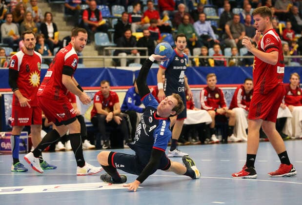 19 10 2019, Germany, Bietigheim, Handball 2 Bundesliga Men Season 2019 2020 SG BBM Bietigheim vs TuS N Lübbecke middle Patrick Rentschler BBM