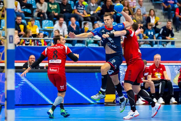 Bietigheim, Germany 19 October 2019 2 BL 19 20 SG BBM Bietigheim vs TuS N Lübbecke vs left Jens Bechtloff Tus N Luebbecke , Tim Dahlhaus SG BBM Bietigheim , Marian Orlowski Tus N Luebbecke Bietigheim Egetrans Arena Baden Württemberg Germany