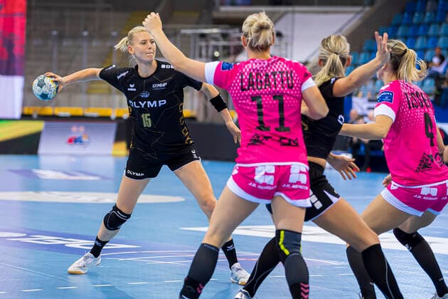 Ludwigsburg, Germany 19 October 2019 CL 19 20 SG BBM Bietigheim vs Brest Bretagne Handball Kim Naidzinavicius Bietigheim , Amandine Lagattu Brest Bretagne , Angela Malestein Bietigheim , Amandine Tissier Brest Bretagne Bietigheim Bissingen Egetrans Arena Baden Württemberg Germany