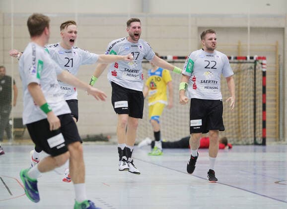 2 HBL HSG Constance TV Emsdetten 29 30 V l n r S ren Kress 5TVE , Julian Damm 21TVE , Marcel Schliedermann 17TVE , Dirk Holzner 22TVE 2 HBL HSG Constance TV Emsdetten, 19 10 2019 Constance Copyright: xEIBNER PeterxPisax EP_EER