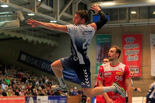 2 Bundesliga Handball VfL Luebeck Schwartau TUSEM Essen 20 10 2019, Hansehalle Luebeck, GER, 2 Bundesliga Handball VfL Luebeck Schwartau TUSEM Essen in picture picture shows single action action whole figure single clipping Tim Claasen VfL Luebeck Schwartau nordphotox xTauchnitz nph00059