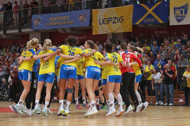 Handball, 2 HBF, HC Leipzig vs. Werder Bremen, 20 10 19 Handball, 2 Bundesliga Women, HBF, Season 2019 2020, 6 Matchday HC Leipzig vs. SV Werder Bremen on 20 10 19 in the Sporthalle Bruederstrasse Leipzig Im Bild HCL, Sieg, Jubel, Tanz, Kreis, Team, Team Copyright: xBEAUTIFULxSPORTS JanxKaeferx