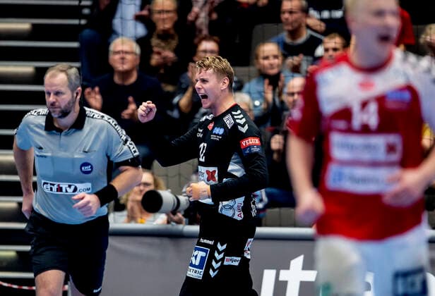 Aalborg Handbold meets SG Flensburg Handewitt in a Champions League mens handball match played in Jutlander Bank Arena, Aalborg, Sunday 20 October 2019 End 31 28 Big 2 half of Keeper Kristian Saeveraas 12 Aalborg here he catches penalty from Jim Gottfridsson 24, Aalborg,  Copyright: FotografxRenéxSchütze RenéxSchützex COP107 spdk20191020-193137-L