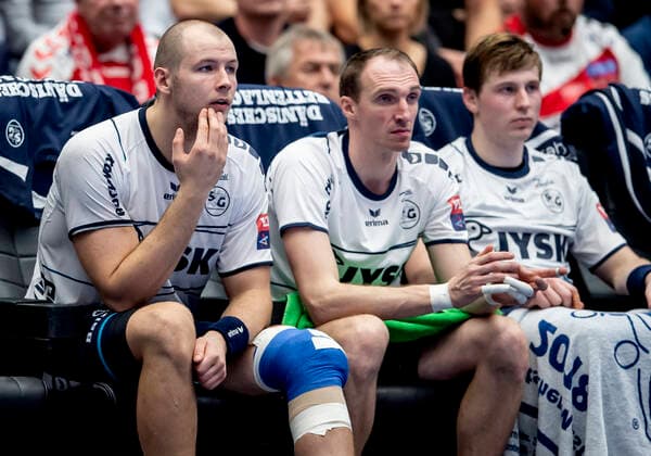 Aalborg Handbold meets SG Flensburg Handewitt in a Champions League mens handball match played in Jutlander Bank Arena, Aalborg, Sunday 20 October 2019 End 31 28 Simon Hald Jensen 5 with possible knee injury, not good for Denmark, Aalborg,  Copyright: FotografxRenéxSchütze RenéxSchützex COP107 spdk20191020-193225-L