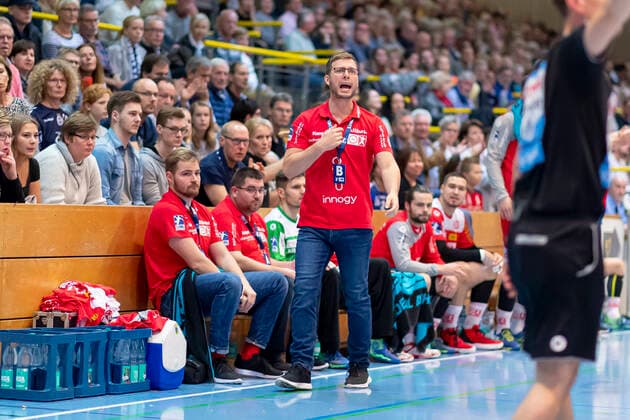 Essen Coach Jaron Siewert VfL Luebeck Schwartau vs TUSEM Essen, Handball, 2 Bundesliga, 20 10 19 Luebeck Schleswig Holstein Germany Copyright: xAgentur54Gradx xFelixxKoenigx