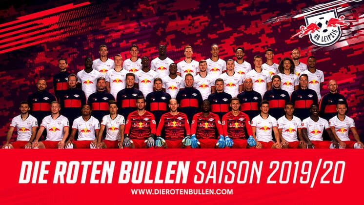 RB Leipzig Squad 2019 2020, 4th row from left Stefan Ilsanker, Patrik Schick, Ibrahima Konate, Marcel Halstenberg, Yussuf Poulsen, Matheus Cunha, Tom Krauß, Konrad Laimer 3rd row from left Performance Diagnostician Dominik Cegla, Dayot Upamecano, Lukas Klostermann, Nordi Mukiele, Ademola Lookman, Timo Werner, Marcel Sabitzer, Willi Orban, Ethan Ampadu, Luan Candido 2 series from left video analysis Daniel Ackermann, sports psychologist Maximilian Pelka, athletics coach Kai Kraft, athletics coach Daniel Behlau, Assistant coach Moritz Volz, coach Julian Nagelsmann, athletics coach Ruwen Faller, video analyst Benjamin Glück, goalkeeper coach Frederik Gößling, video analyst Fabian Friedrich Vordere Reihe v li Marcelo Saracchi, Emil Forsberg, Christopher Nkunku, Kevin Kampl, Goalkeeper Philipp Tschauner, Goalkeeper Peter Gulacsi, Goalkeeper Yvon Mvogo, Goalkeeper Tim Schreiber, Diego Demme, Tyler Adams, Amadou Haidara, Hannes Wolf Attention Editorial use free of charge Attention Free of charge for editorial use