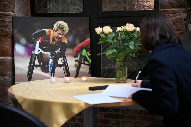 Bilder des Jahres 2019, Sport 10 Oktober Sport Themen der Woche KW43 Illustration picture shows a condolence book for Paralympic athlete Marieke Wielemie Vervoort who died yesterday at the age of 40, Wednesday 23 October 2019 in Diest. YORICKxJANSENS  x2416710x