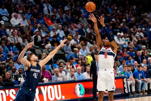 Washington Wizards Rui Hachimura (R) and Dallas Mavericks Maxi Kleber during the NBA, Basketball Herren, USA basketball game between Washington Wizards 100-108 Dallas Mavericks at American Airlines Center in Dallas, Texas, United States, October 23, 2019. Noxthirdxpartyxsales  (115052394)