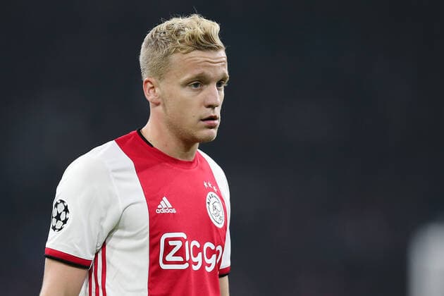 Donny van de Beek of Ajax during the UEFA Champions League match at the Johan Cruyff Arena, Amsterdam. Picture date: 23rd October 2019. Picture credit should read: James Wilson Sportimage EDITORIAL USE ONLY. No use with unauthorised audio, video, data, fixture lists, club league logos or live services. Online in-match use limited to 120 images, no video emulation. No use in betting, games or single club league player publications. SPI-0276-0103