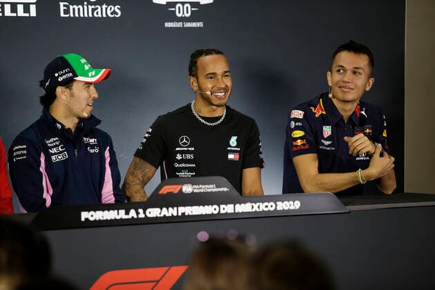 Motorsports: FIA Formula One World Championship, WM, Weltmeisterschaft 2019, Grand Prix of Mexico, 11 Sergio Perez (MEX, Racing Point F1 Team), 44 Lewis Hamilton (GBR, Mercedes AMG Petronas Motorsport), 23 Alexander Albon (THA, Aston Martin Red Bull Racing), Mexico-City Mexico