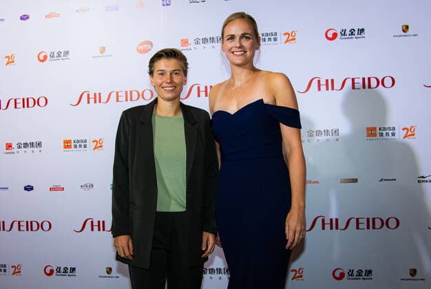 October 25, 2019, Shenzhen, CHINA: Demi Schuurs of the Netherlands & Anna-Lena Groenefeld of Germany on the red carpet before the draw gala of the 2019 WTA, Tennis Damen Finals tennis tournament 2019 WTA Finals, Tennis, Shenzhen, China, Oct 25 - ZUMAa181 20191025_zaa_a181_007 Copyright: xAFP7x