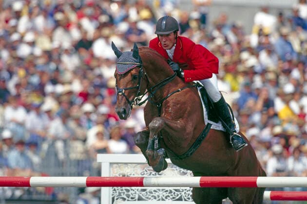 Ludger Beerbaum und Goldfever konnten in Sydney 2000 eine Goldmedaille im deutschen Team gewinnen zusammen mit den Team-Mitgliedern Otto Becker + Marcus Ehning + Lars Nieberg Goldfever ersprang bis zu seinem Abschied vom 2009 insgesamt 2,3 Mio Euro Preisgeld *** Ludger Beerbaum and Goldfever won a gold medal in the German team in Sydney 2000 together with the team members Otto Becker Marcus Ehning Lars Nieberg Goldfever won a total of 2.3 million euros in prize money until his departure from sport in 2009.