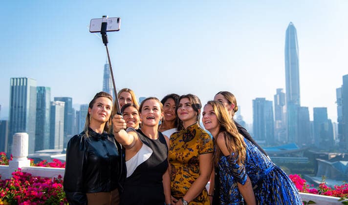 October 25, 2019, Shenzhen, CHINA: Petra Kvitova of the Czech Republic, Naomi Osaka of Japan, Elina Svitolina of the Ukraine, Ashleigh Barty of Australia, Simona Halep of Romania, Bianca Andreescu of Canada, Belinda Bencic of Switzerland & Karolina Pliskova of the Czech Republic at the iconic photo shoot ahead of the 2019 WTA, Tennis Damen Finals tennis tournament 2019 WTA Finals, Tennis, Shenzhen, China, Oct 25 - ZUMAa181 20191025_zaa_a181_038 Copyright: xAFP7x