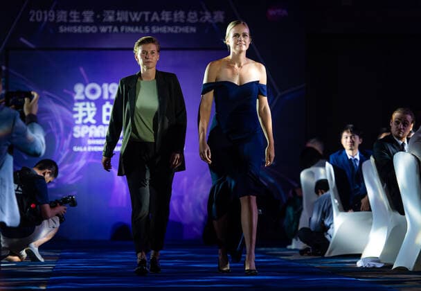 October 25, 2019, Shenzhen, CHINA: Demi Schuurs of the Netherlands & Anna-Lena Groenefeld of Germany during the draw gala of the 2019 WTA, Tennis Damen Finals tennis tournament 2019 WTA Finals, Tennis, Shenzhen, China, Oct 25 - ZUMAa181 20191025_zaa_a181_102 Copyright: xAFP7x