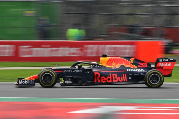 (191026) -- MEXICO CITY, Oct. 26, 2019 -- Red Bull s Max Verstappen of the Netherlands drives during the second practice session of the Formula One Mexico Grand Prix at the Hermanos Rodriguez Circuit in Mexico City, on Oct. 25, 2019. ) (SP)MEXICO-MEXICO CITY-F1-GRAND PRIX-PRACTICE SESSIONS XinxYuewei 