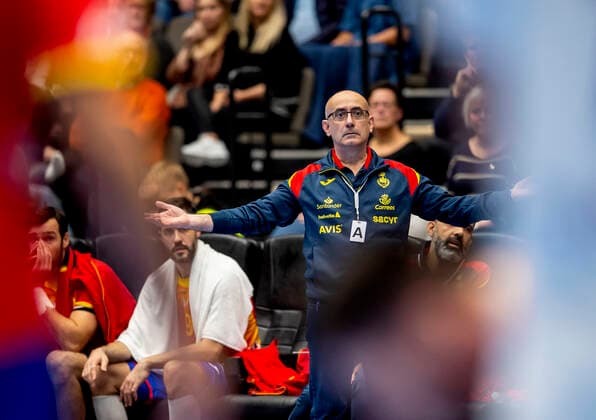 Head coach Jordi Ribera Romas of Spain during the mens Handball Golden League Match between France and Spain at Gigantium Arena, Aalborg, Denmark, Saturday Oct 26, 2019 France wins after penalty, Aalborg,  Copyright: FotografxRenéxSchütze RenéxSchützex cop104 spdk20191026-155219-L