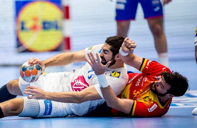Nikola Karabatic 13 of France and Gedeon Guardiola 30 of Spain during the mens Handball Golden League Match between France and Spain at Gigantium Arena, Aalborg, Denmark, Saturday Oct 26, 2019 France wins after penalty, Aalborg,  Copyright: FotografxRenéxSchütze RenéxSchützex cop104 spdk20191026-155231-L