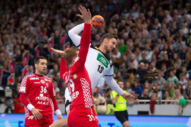 Hanover, Germany 26 10 2019 Day of Handball 2019 International match Germany vs. Croatia L R David Mandic Croatia , Hendrik Pekeler Germany Hanover Lower Saxony Germany TUI Arena