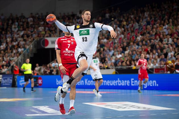 Hanover, Germany 26 10 2019 Day of Handball 2019 International match Germany vs. Croatia Hendrik Pekeler Germany Hanover Lower Saxony Germany TUI Arena