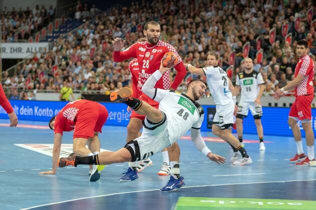 Handball Hannover 26 10 2019 International Handball Day Germany GER Croatia CRO Jannik Kohlbacher Germany, No 48 MUSA Zeljko Croatia, No 28
