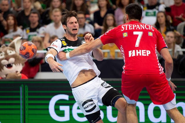 Hanover, Germany 26 10 2019 Day of Handball 2019 International match Germany vs. Croatia L R Uwe Gensheimer Germany , Luka Stepancic Croatia Hanover Lower Saxony Germany TUI Arena