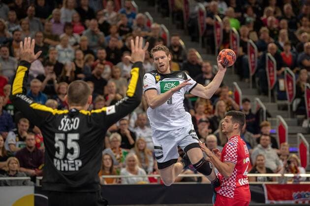 Handball Hannover 26 10 2019 International Handball Day Germany GER Croatia CRO Tobias Reichmann Germany, No 09 Marin Sego Croatia, No 55