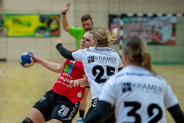 Danique Boonkamp SV Union Halle vs Franziska Penz Solingen SV Union Halle Neustadt Wildcats vs HSV Solingen Gräfrath 76 Handball 2 Bundesliga Season 2019 2020 Copyright xVIADATAx xHolgerxJohnx Halle Saale Sachsen Anhalt Germany