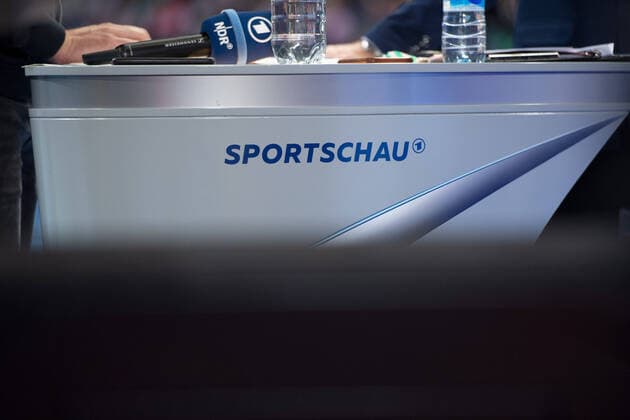 Hanover, Germany 26 10 2019 Day of Handball 2019 International match Germany vs. Croatia Emblem Sportschau, ARD Hanover Lower Saxony Germany TUI Arena