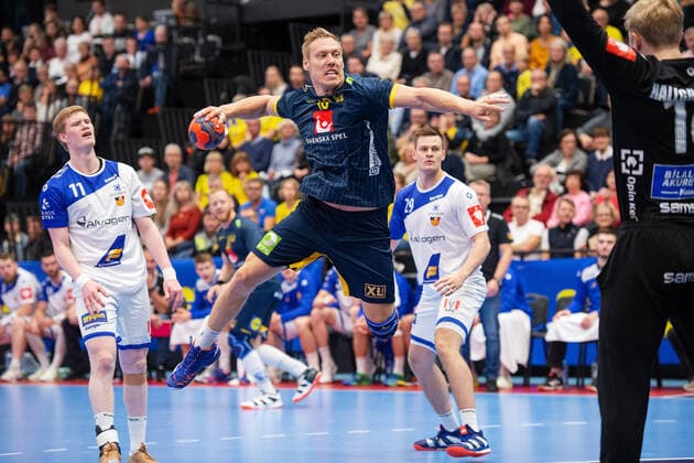 191027 Fredric Pettersson of Sweden during the international friendly Handball match between Sweden and Iceland on October 27, 2019 in Karlskrona Photo Magnus Lejhall BILDBYRAN Cop 214 handball handball sweden island Sverige 2019,  Copyright: MAGNUSxLEJHALL BB191027MH002